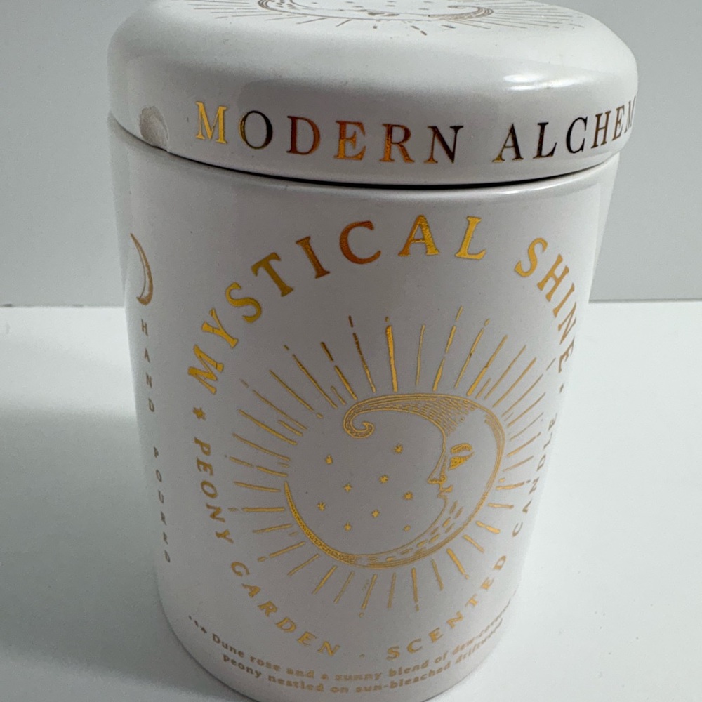 Mystical Shine Candle - White and Gold